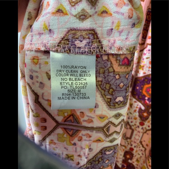 Last One! BoHo Dress Floral Size Medium - Picture 7 of 7